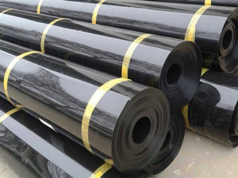 HDPE 土工膜與 EVA 土工膜性能對比 不同工程場景怎么選